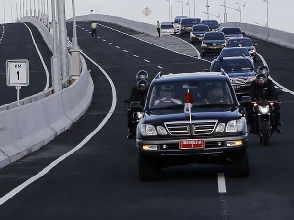 SBY Resmikan Jalan Tol Bali Mandara