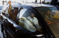 Setelah diresmikan, jalan tol ini akan digratiskan selama 1 minggu sebagai masa ujicoba dan sosialisasi kepada masyarakat. Setelah itu, pada 1 Oktober 2013 pukul 00.00 WITA, jalan tol ini akan dikenakan tarif secara resmi. Abror Rizki/Setpres.