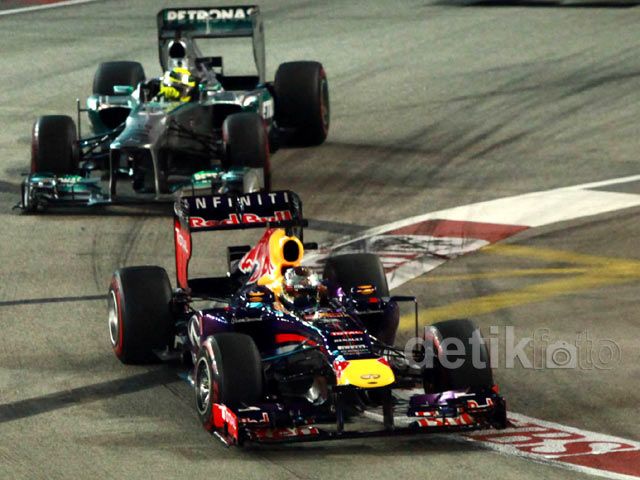 Sebastian Vettel Juara GP Singapura