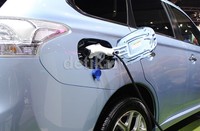 Sebagai kendaraan plug-in hybrid berbentuk SUV pertama di dunia, Outlander PHEV merupakan perpaduan teknologi Mitsubishi, terdiri dari teknologi Electric Vehicle (EV) dari i-MiEV, sistem 4WD dari Lancer Evolution, dan kehandalan sebuah SUV yang terdapat Pajero.