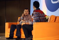 Jika ingin sukses, pengusaha harus punya 1.000 akal dalam berbisnis. Selain itu, pengusaha juga harus punya hasrat untuk tidak pernah puas.