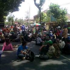 Ratusan Petani Tuntut Izin HGU PTPN XII Tidak Diperpanjang