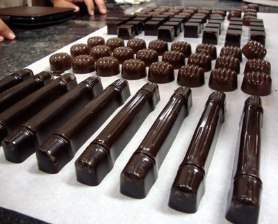 Belajar Membuat Aneka Kue Cokelat dengan Carat Chocolate Compound