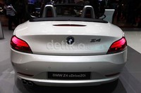 Saat ini, model terbaru BMW Z4 memiliki sensasi berkendara lebih maksimal. Mesinnya yang menggerakkan roda belakang lebih presisi hingga pantas disebut roadster masa depan BMW.