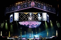 Ini panggung yang megah Rihanna di Perth Arena, Australia. Stefan Gosatti/Getty Images.