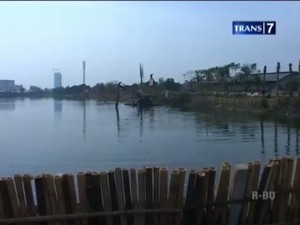 Jokowi Blusukan ke Waduk Riario