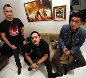 5 Fakta tentang Andra and The Backbone 5 Fakta tentang Andra and The Backbone