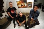 Ngobrol Bareng Andra and The Backbone