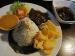 Ketagihan Nasi Uduk Empal di Rumah Baba
