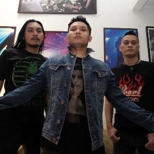 Terlalu Santai, Mau Dibawa ke Mana Andra and The Backbone?