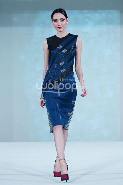 Jakarta, Indonesia - 23 September. Ikat Indonesia by Didiet Maulana. Fall/Winter 2013 Romansa Eksotika at Four Seasons Hotel. 23 September 2013. Jakarta. [Foto: Mohammad Abduh/Wolipop]