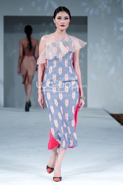 Jakarta, Indonesia - 23 September. Ikat Indonesia by Didiet Maulana. Fall/Winter 2013 Romansa Eksotika at Four Seasons Hotel. 23 September 2013. Jakarta. [Foto: Mohammad Abduh/Wolipop]