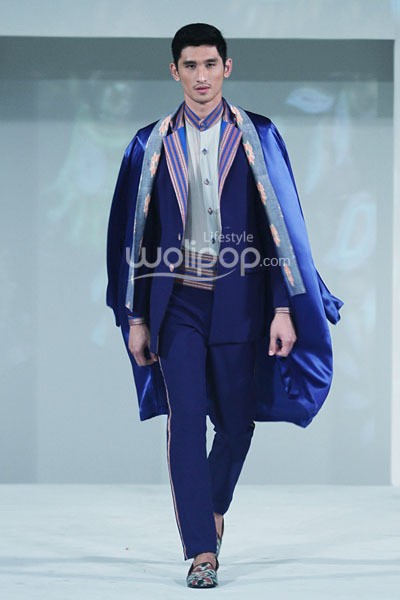 Jakarta, Indonesia - 23 September. Ikat Indonesia by Didiet Maulana. Fall/Winter 2013 Romansa Eksotika at Four Seasons Hotel. 23 September 2013. Jakarta. [Foto: Mohammad Abduh/Wolipop]