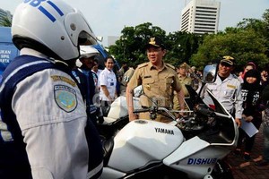 Ahok akan Pindahkan Ojek Stasiun Tanah Abang ke Lahan Kosong PT KAI