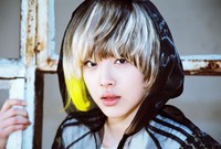 Penampilan Sulli berubah drastis di mini album f(x) pertama, 'NU ABO'. (SME)
