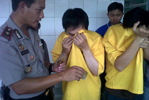 Penipu Kartu Kredit Beli Database untuk Incar Korban