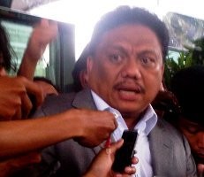 KPK Segera Minta Imigrasi Cegah Olly Dondokambey