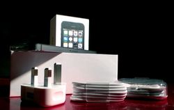 Menguak Kelas Premium iPhone 5S