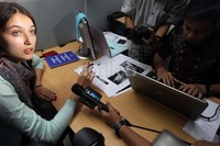 Perempuan berusia 23 tahun itu, diduga sengaja menyalahi izin tinggal di Indonesia: beprofesi sebagai model, namun hanya mencantumkan izin untuk berlibur.
