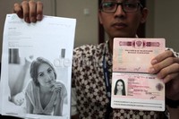 Selanjutnya, Lazareva diamankan dan menjalani pemeriksaan intensif di depan penyidik keimigrasian. Besar kemungkinan berkas perkaranya akan segera dilimpahkan ke pengadilan.
