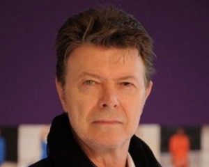 Musisi David Bowie Akan Bintangi Iklan Louis Vuitton Terbaru