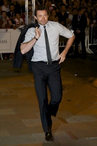  Menginjak usia 44 tahun, Hugh Jackman makin keren. Juan Naharro Gimenez/Getty Images.