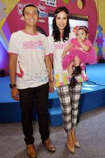 Fanny Fabriana dan Keluarga Tercinta