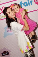 Fanny Fabriana dan Keluarga Tercinta