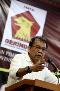 Taufik memberi pembekalan ratusan caleg Partai Gerindra.