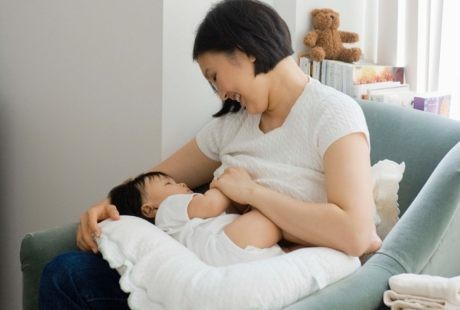 Studi: 3 Hari Pasca Melahirkan Ibu Baru Kesulitan Menyusui