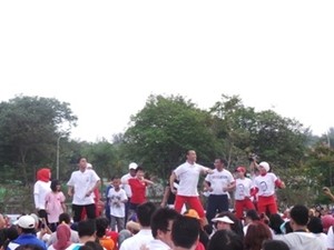 Dahlan Iskan Ajak Masyarakat Balikpapan Senam dan Berjoged