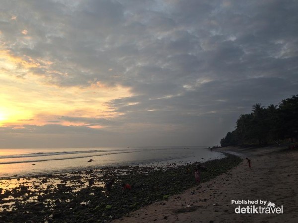 Pantai Klui Pantai Anti Mainstream Di Lombok