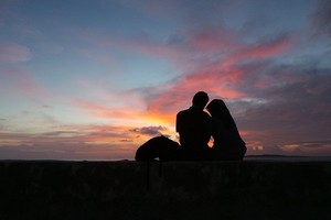 Sunset Dahsyat yang Romantis Ada di Sorong