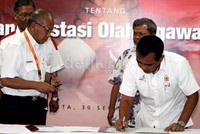 Ketua Umum KONI Tono Suratman juga hadir dalam penandatanganan kerja sama itu.