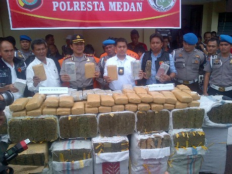 Polresta Medan Sita 340 Kg Ganja dan Tangkap 6 Tersangka