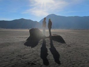 Berdua Denganmu di Bromo, Romantis!