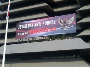 Hari Kesaktian Pancasila, Pemprov Jateng Pasang Spanduk Antikorupsi