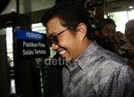Ketua OJK Penuhi Panggilan KPK