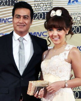 Bella Sophie dan Adjie Pangestu Putus karena Orang Ketiga