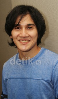 Rambutnya terlihat kembali gondrong. Gus Mun/detikHOT.