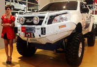 Isuzu D-Max terdiri dari 6 tipe di antaranya D-Max Single cabin M/T 2.500 cc dijual dengan harga Rp 266.500.000, Double Cabin M/T 2.500 cc dijual Rp 322.500.000, Double Cabin 3.000 cc Rp 338.000.000, Rodeo M/T 2.500 cc Rp 350.500.000, Rodeo M/T 3.000 cc Rp 374.500.000 dan Rodeo A/T 3.000 cc Rp 399.000.000.