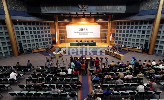 Sengketa Pilwakot Tangerang, MK: Keputusan DKPP Cacat Hukum!