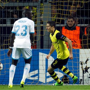Lewandowski Dua Gol, Dortmund Taklukkan Marseille 3-0