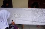 Siswa SMA Membatik Massal di Hari Batik