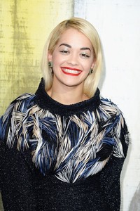Rita Ora tampak sumringah. Pascal Le Segretain/Getty Images.     