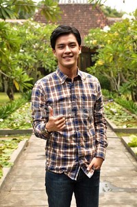 Dengan ikhlas dan sadar saya mengeluarkan diri untuk mengembangkan diri dalam bidang akting dan seni lainnya, ujar Morgan. Noel/detikHOT.