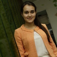 Marina Makarova, Gadis Moskow yang Cas Cis Cus Bahasa Indonesia