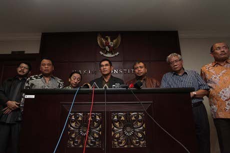 Akil Mochtar Ditangkap KPK, Hakim MK: Kami Tetap Jaga Integritas