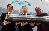     30 kereta langsung akan diimpor dari Changchun Railway Vehicles Co Limited (CNR), sementara dari kereta ke-31 hingga ke-200 dirakit dan dibuat di Indonesia.