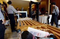 Pemeriksaan terhadap media yang ingin meliput juga ketat.